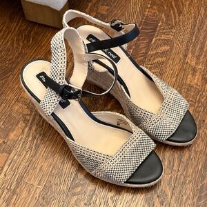 Chic Black and Cream Espadrille Sandals